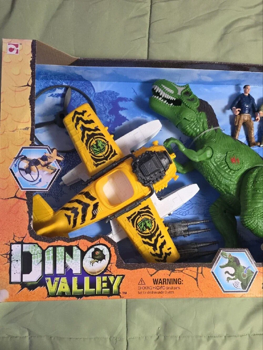 Chap Mei Dino Valley Seaplane Dino Mission Playset